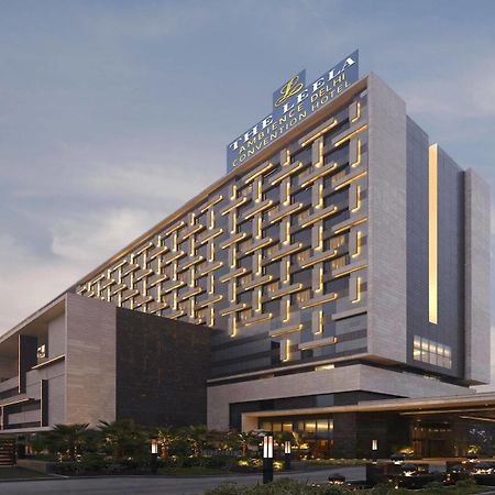 The Leela Ambience Convention Hotel Delhi New Delhi Exterior photo The hotel in 2019