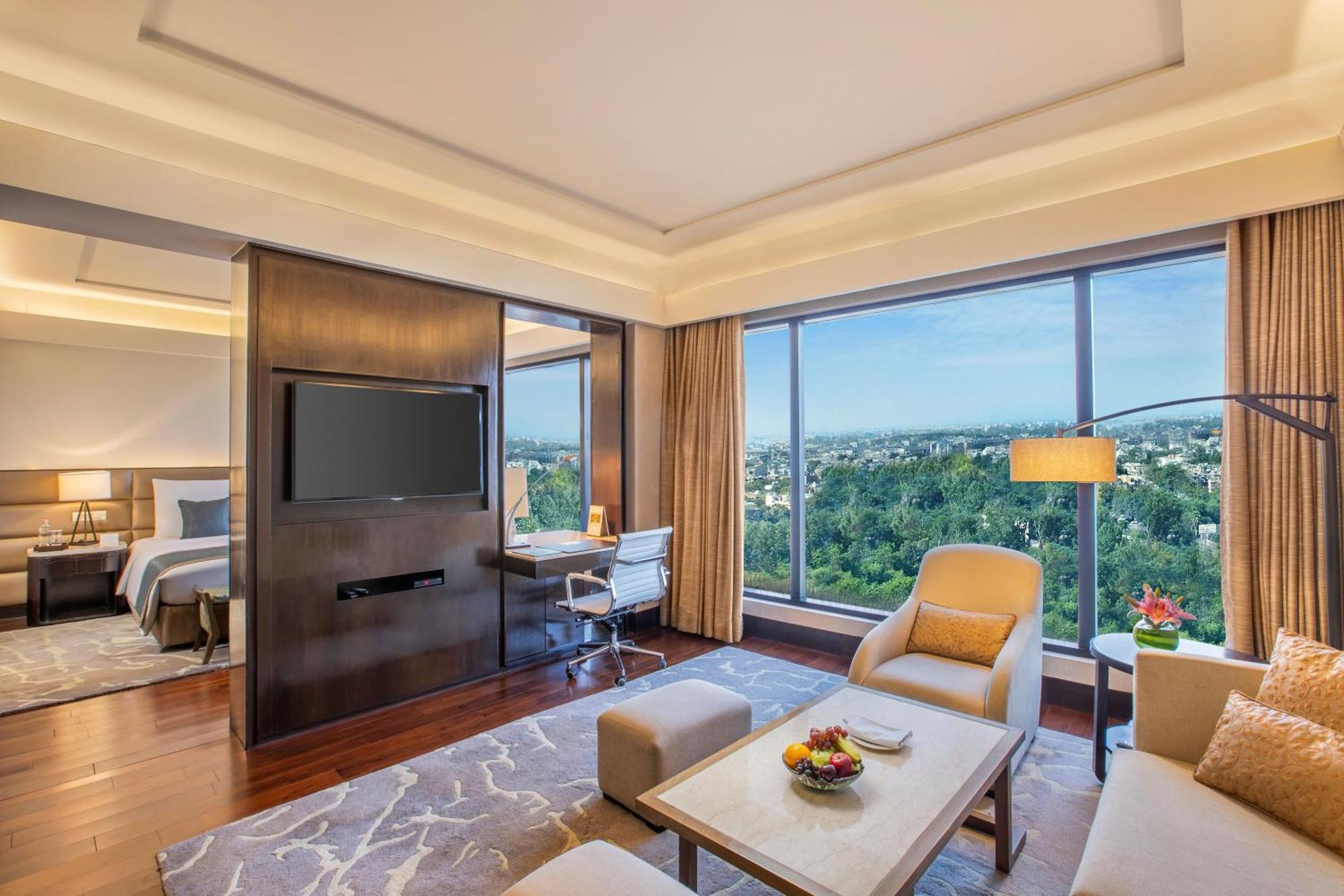 The Leela Ambience Convention Hotel Delhi New Delhi Exterior photo Suite at the hotel