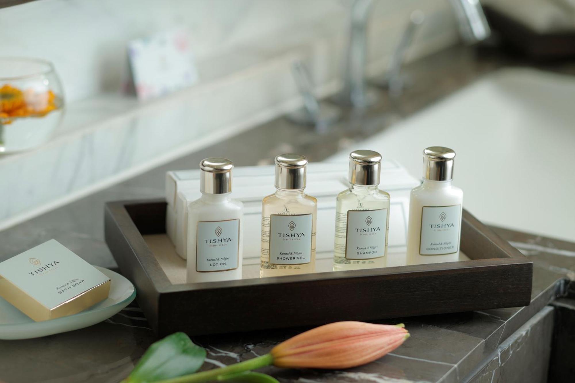 The Leela Ambience Convention Hotel Delhi New Delhi Exterior photo A selection of toiletries by ESPA