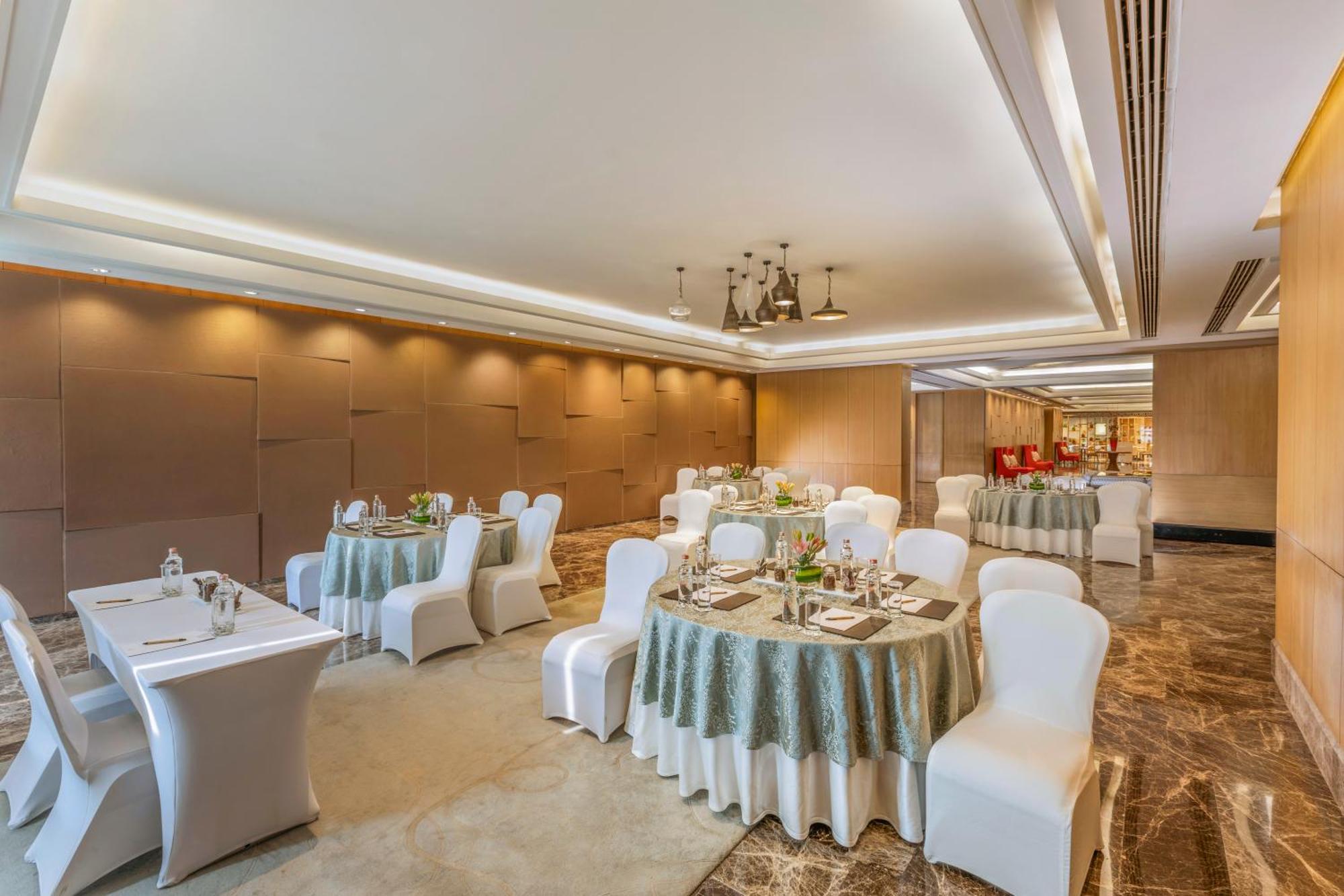 The Leela Ambience Convention Hotel Delhi New Delhi Exterior photo The Imperial Ball Room