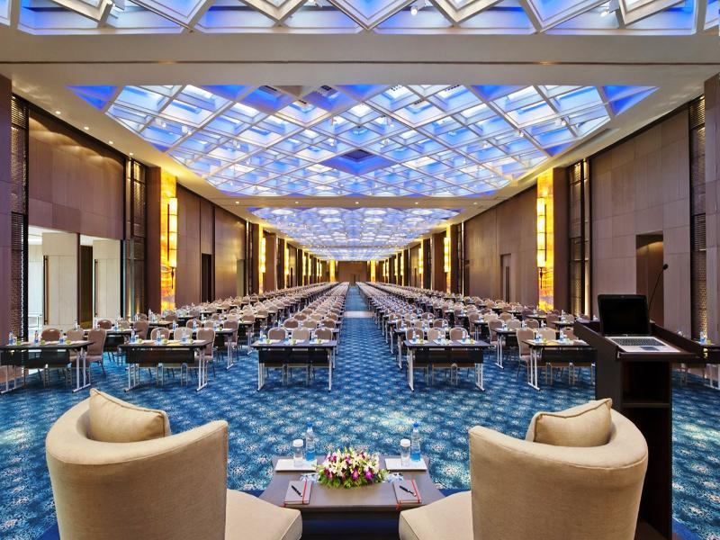 The Leela Ambience Convention Hotel Delhi New Delhi Exterior photo The Grand Ballroom