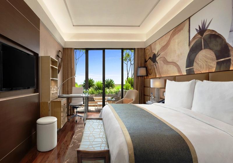 The Leela Ambience Convention Hotel Delhi New Delhi Room photo Deluxe Room